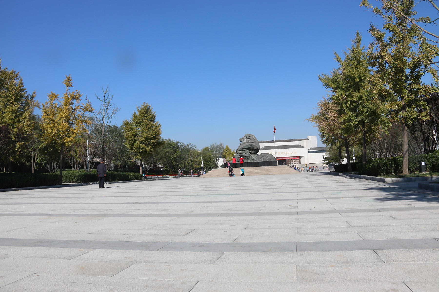 中国人民抗日战争纪念馆广场